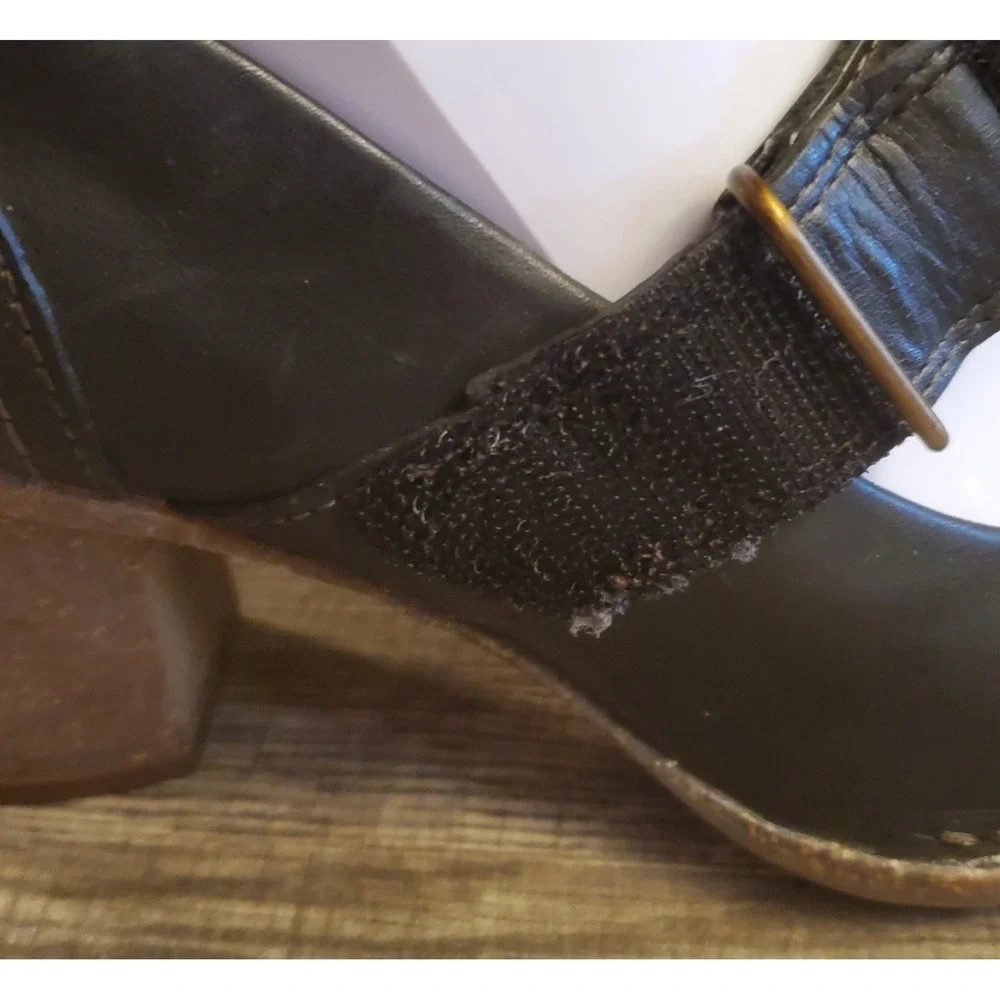 Clarks Carleta‎ Prato Mary Jane Heeled Shoes Women's Size 9 Black